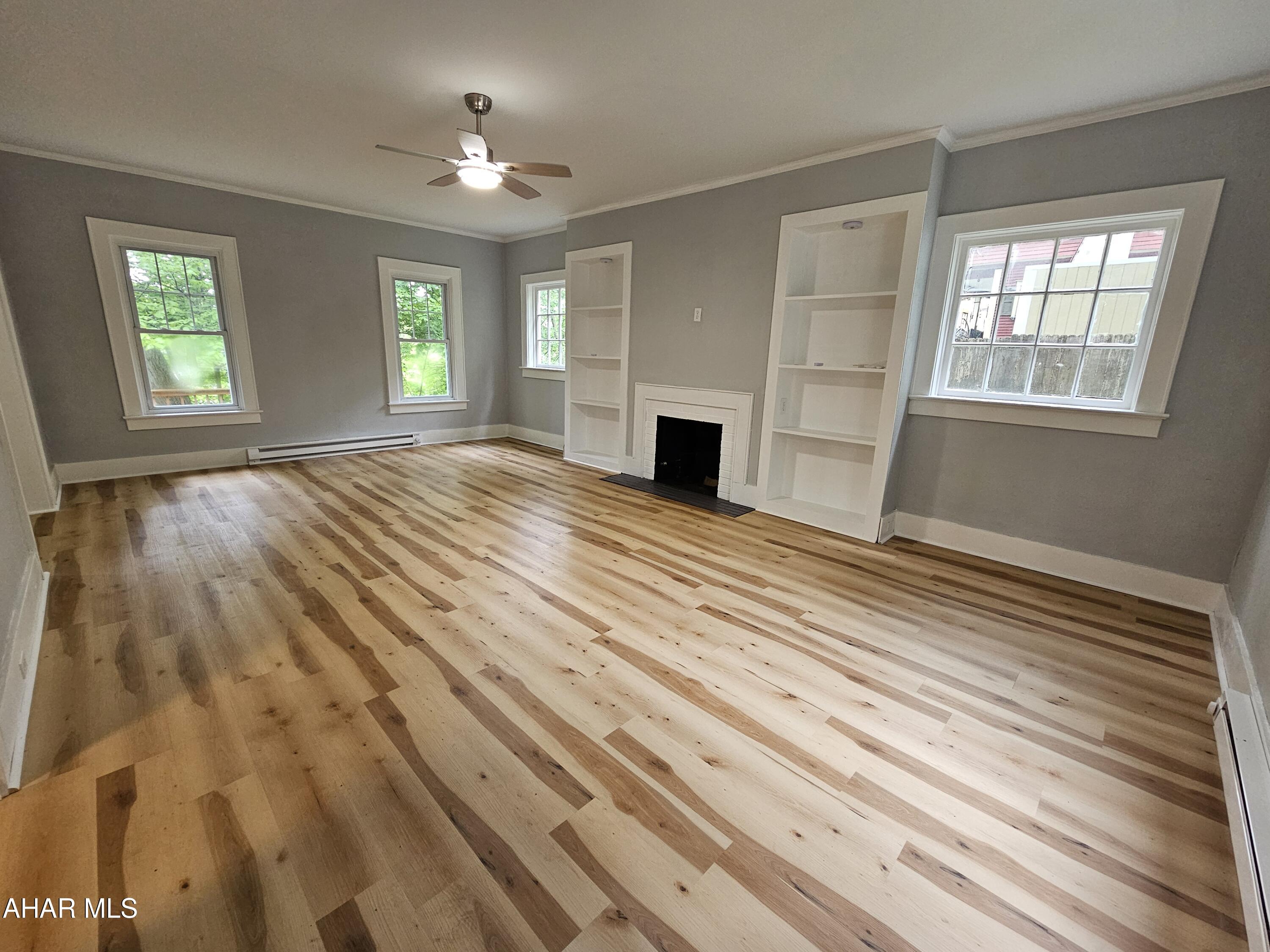 Llyswen - Residential