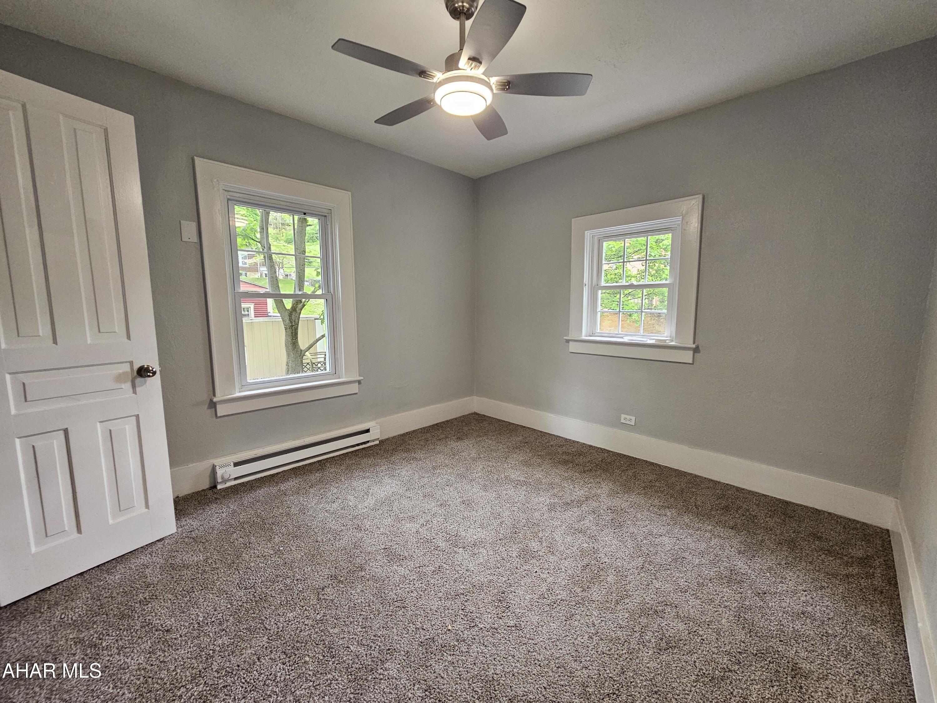 Llyswen - Residential