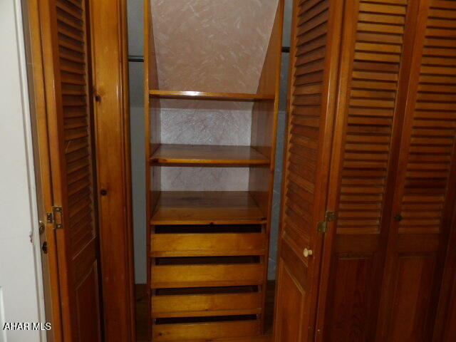 Barclay - Residential