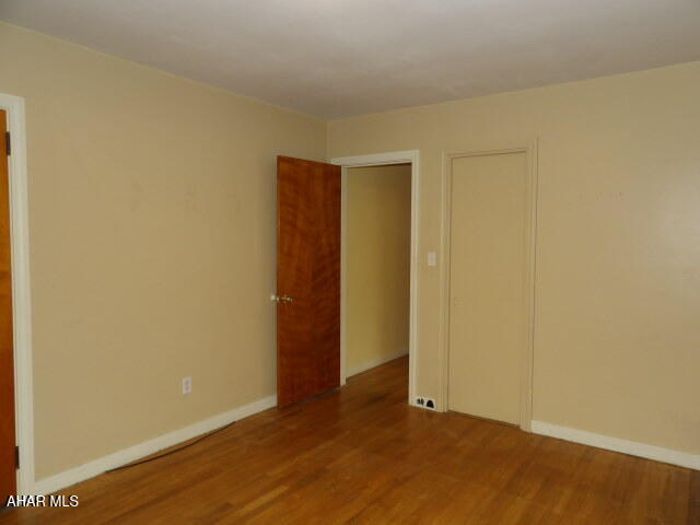 Barclay - Residential