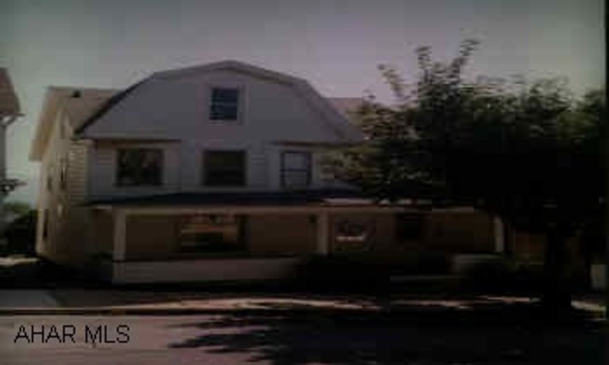 NICELY REMODELED 2 STORY, NEW KITCHEN, NEW BATH , NEW CRPET THROUGHOUT, FRESHLY PAINTED. OFF STREET PARKING. HOME WARRANTY PLAN INCLUDED.  NICELY REMODELED 2 STORY. NEW KITCHEN, NEW BATH, NEW CARPET THROUGHOUT. FRESHLY PAINTED, OFF STREET PARKING. HOME WARRANTY PLAN INCLUDED. SELLER WILL PAY $1000 OF BUYERS CLOSING COST WITH A FULL PRICED OFFER.