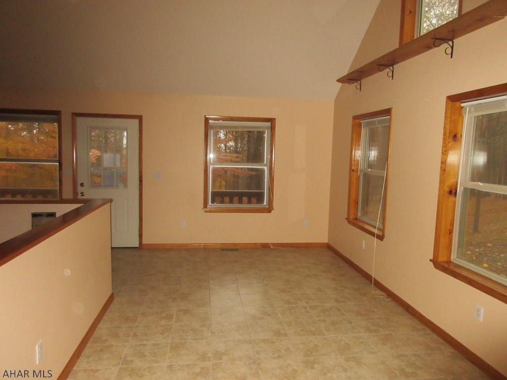 Glendale Yearound - Residential