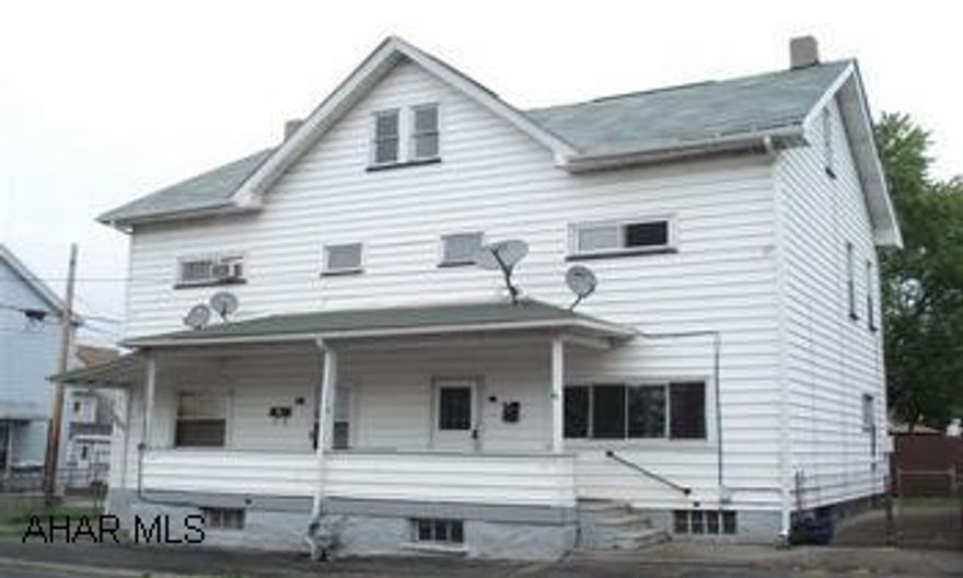 Altoona duplex- Separate utilities, Great income producer