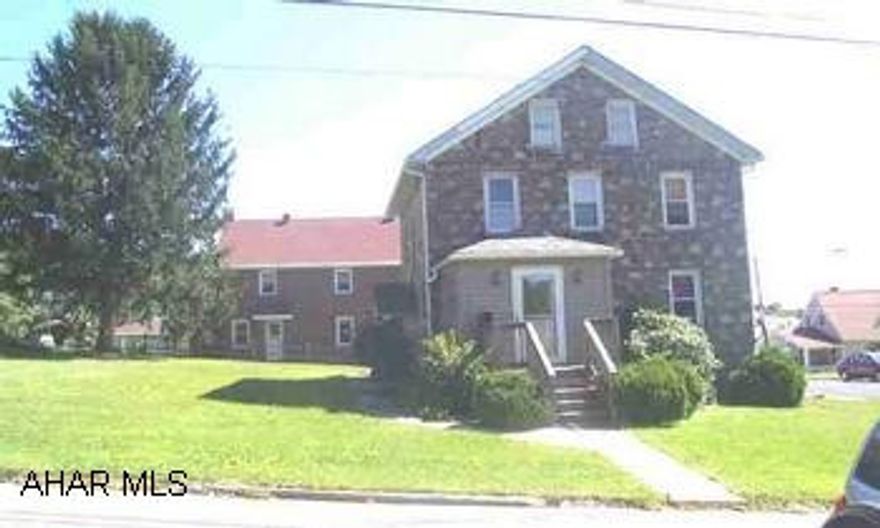2 story, 3 BR, 2 bath fieldstone home on corner lot. 2 story, 3 BR, 2 bath fieldstone home on corner lot.