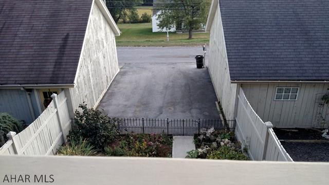 Unknown - Residential