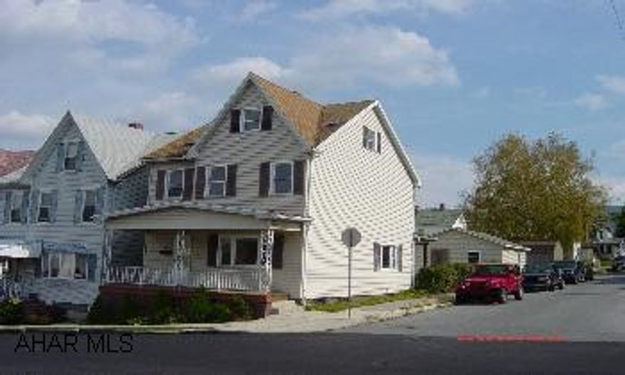 AS IS; telephone Colony Realty Group for Addendums Being sold "As Is."  Home has plenty of potential.  Newer 2 car garage on nice 25x120 fenced lot.  Needs some TLC.  Caution should be exercised while traversing basement stairway.  Telephone Colony Realty Group for Addendums.