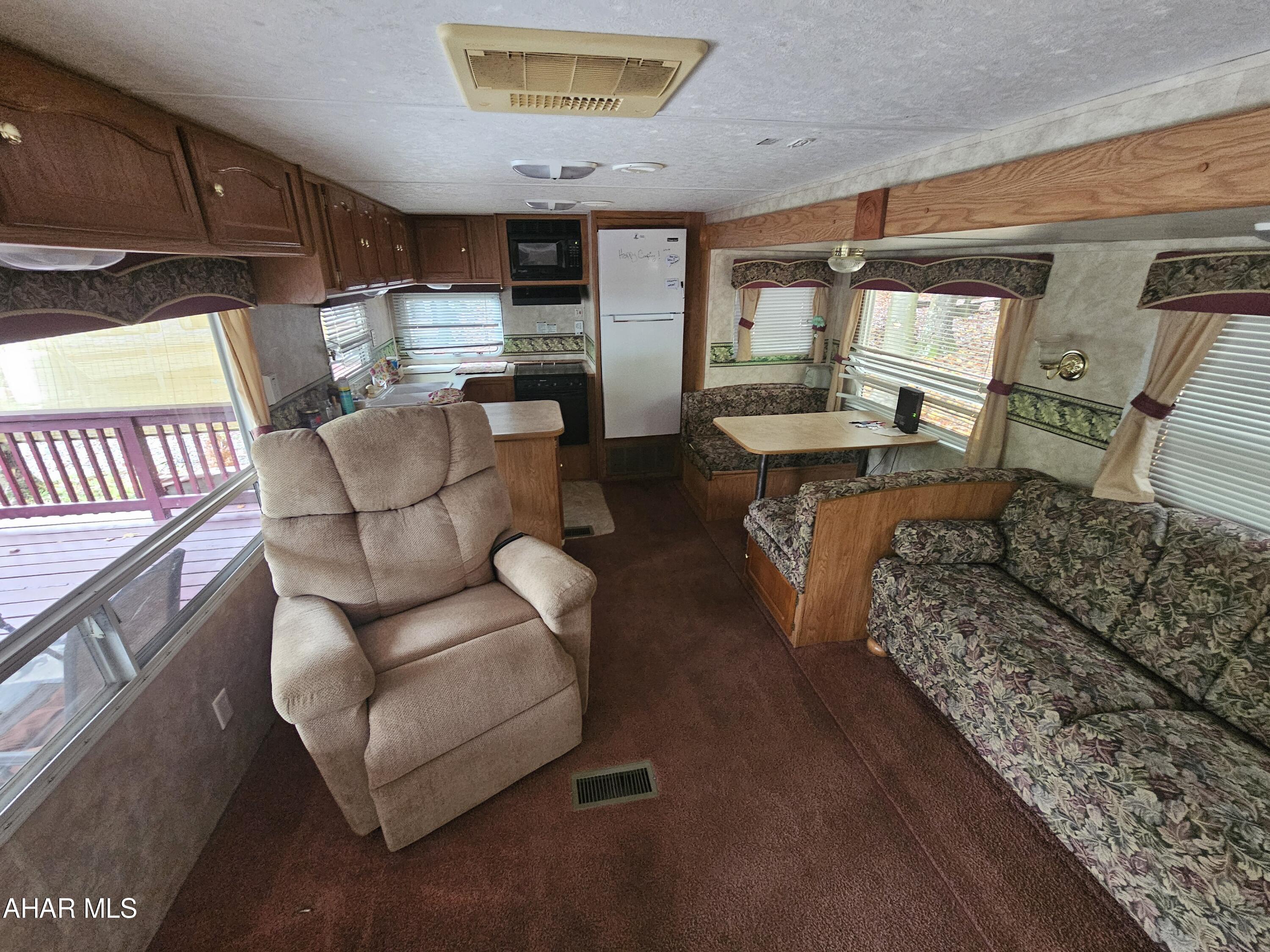 Glendale Yearound - Residential