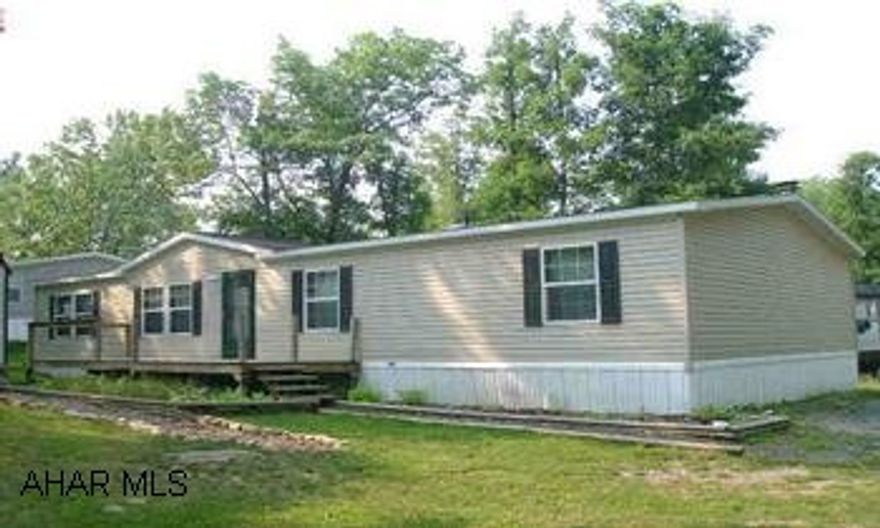 Maintained home with family room with fireplace, kitchen with built-in appliances, easy access to major highway, and close to Blue Knob and Shawnee State Park.  (Directions:  From Bedford take I-99 north to Imler exit, Sarah Furnace Road approx. 1.6 miles, right onto South Dakota Road, turn left, property on right.  Sign in yard.)