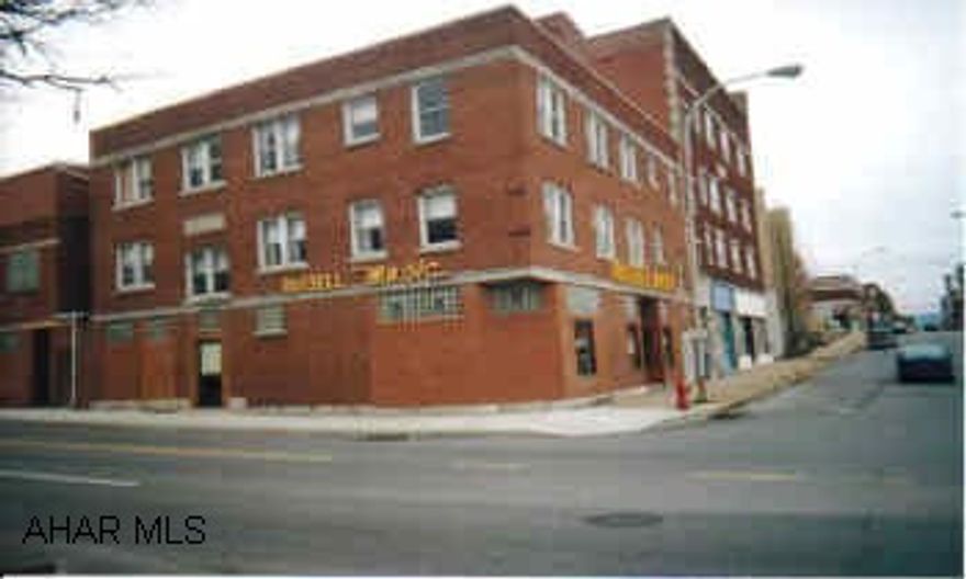 2 Buildings, Russell Music Store, business included.  Does not include inventory.  SOLD AS IS. 2 Buildings, Russell Music Store, business included.  Does not include inventory.  SOLD AS IS.  Call listing office for detail sheet of buildings.