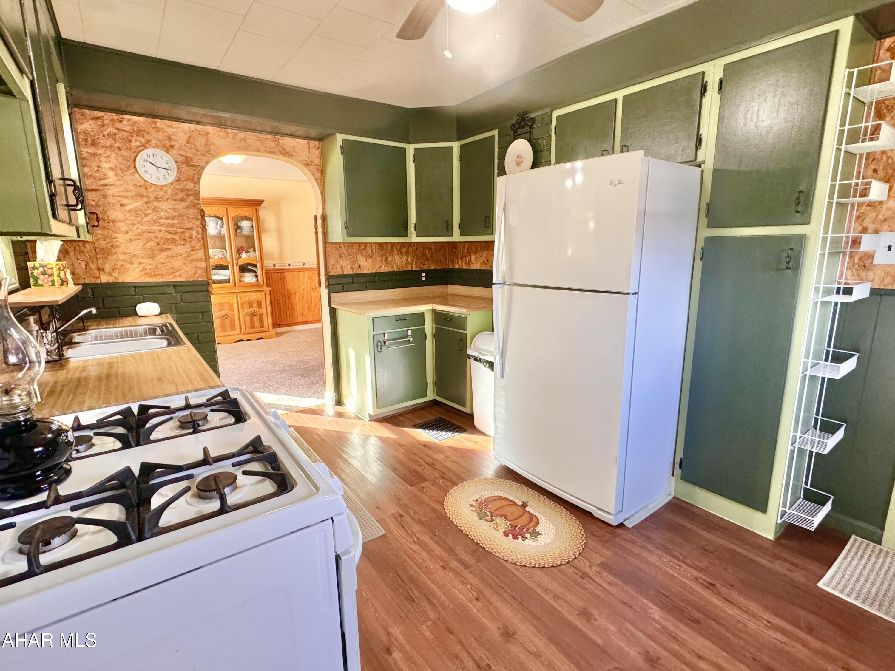 Lakemont - Residential