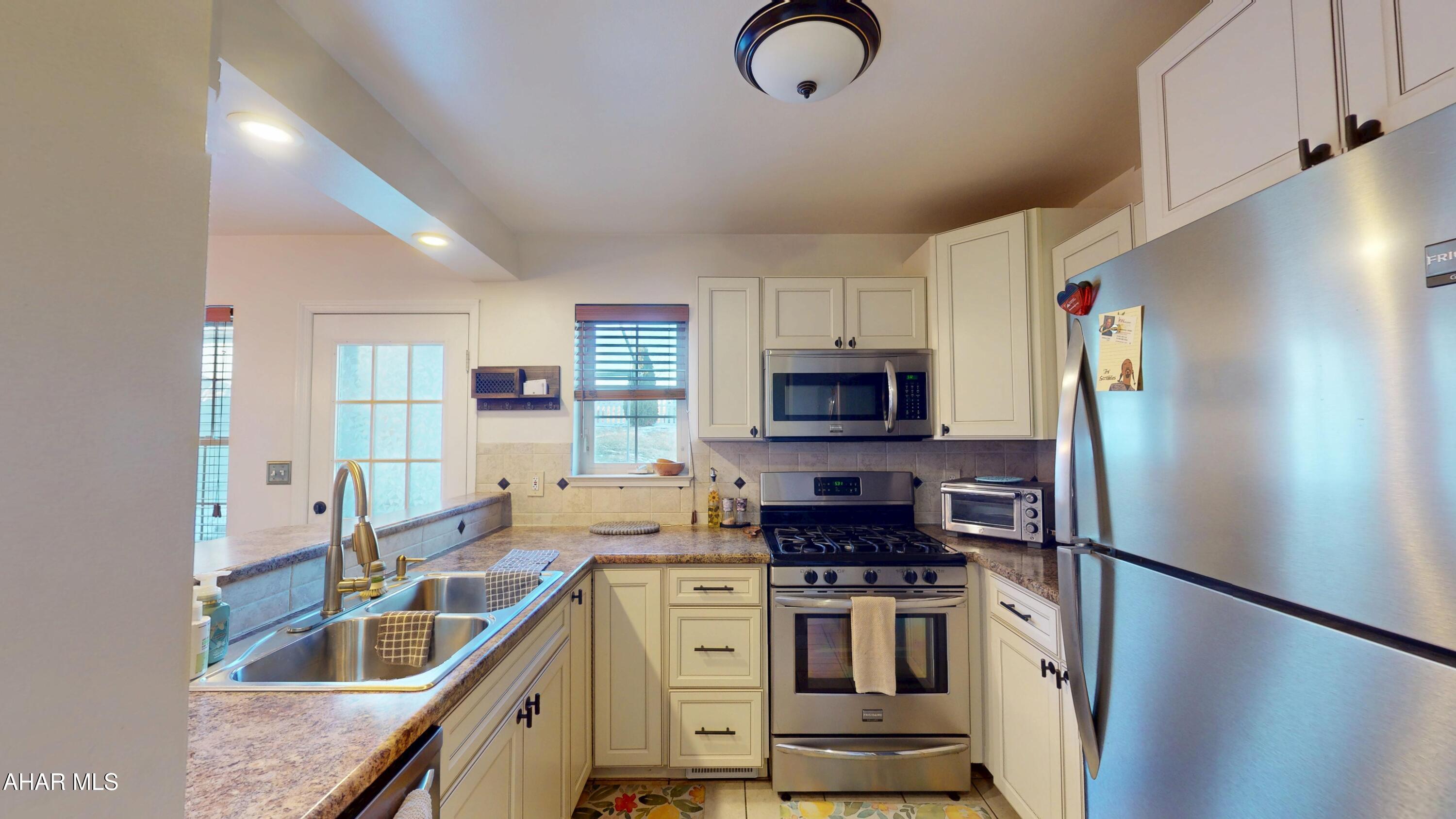 Holiday Hills - Residential