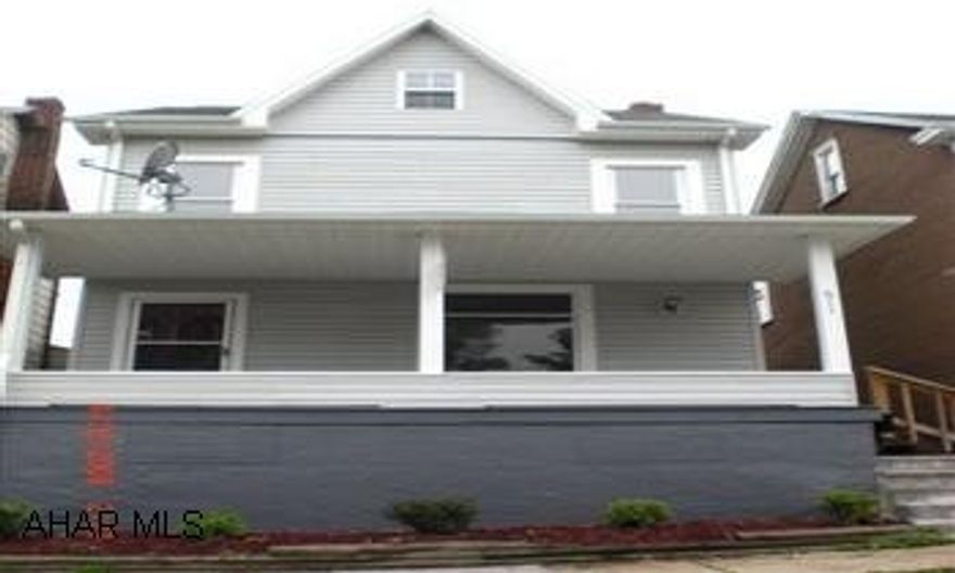 2 story used as student rental for 4 students. 1st floor laundry, if single family use could be 2 or 3 BR. 3rd BR could be heated attic. 2 story used as student rental for 4 students. 1st floor laundry, if single family use could be 2 or 3BR. 3rd BR could be heated attic.