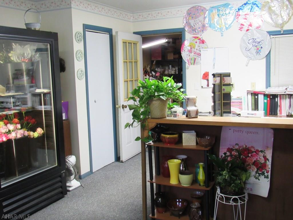 Maple Hollow - Commercial Sale