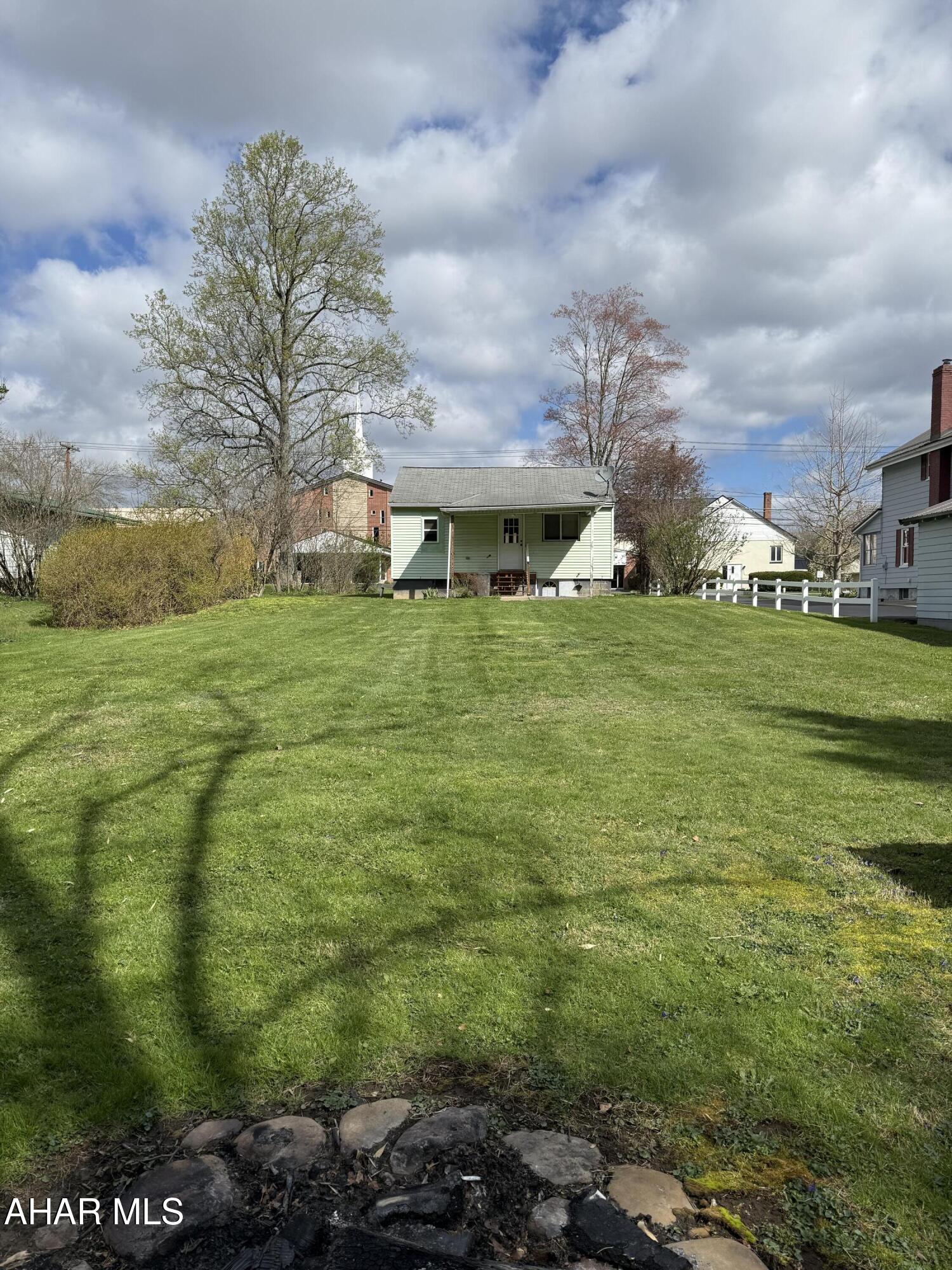 Foot of Ten - Residential