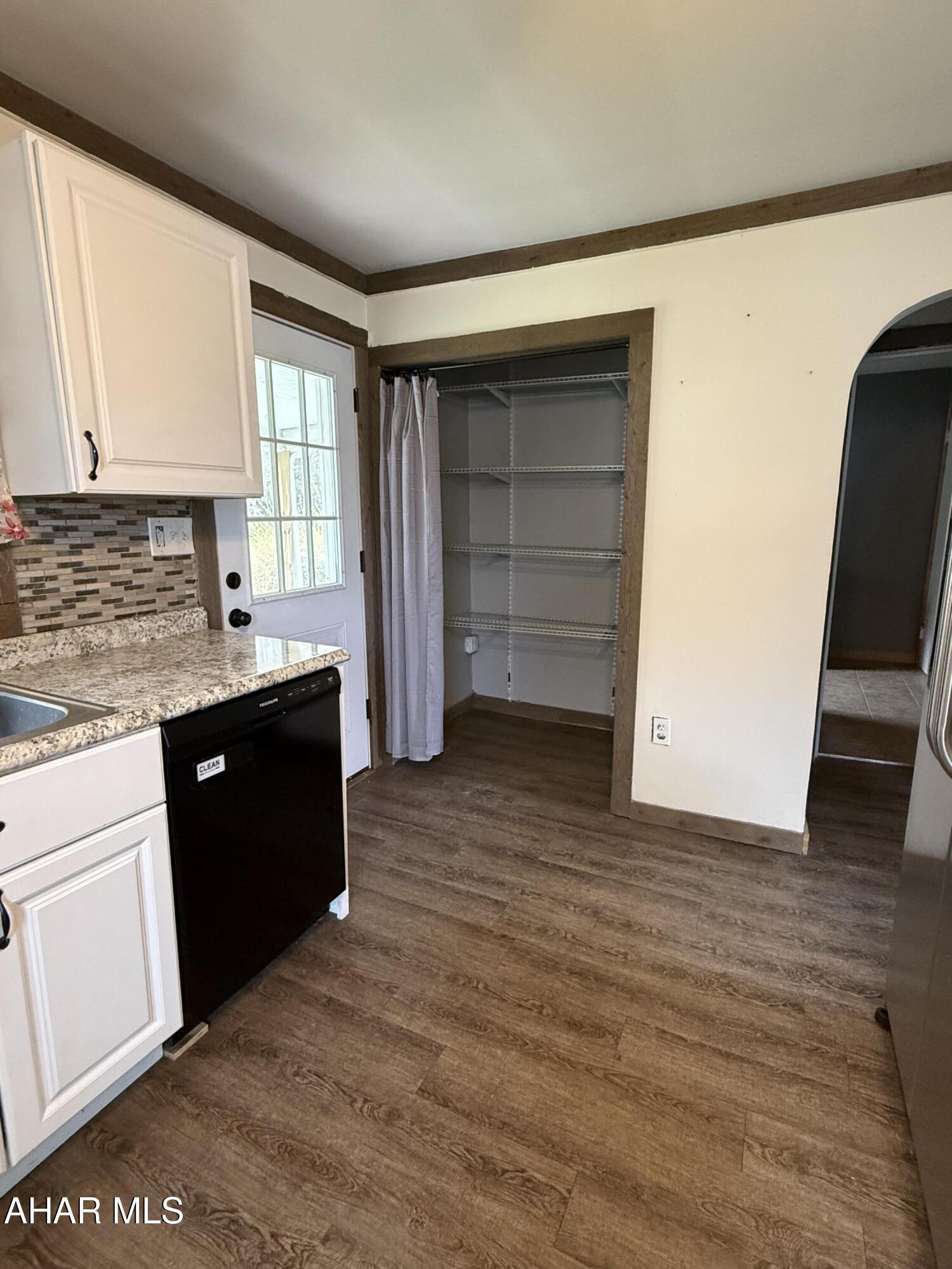 Foot of Ten - Residential