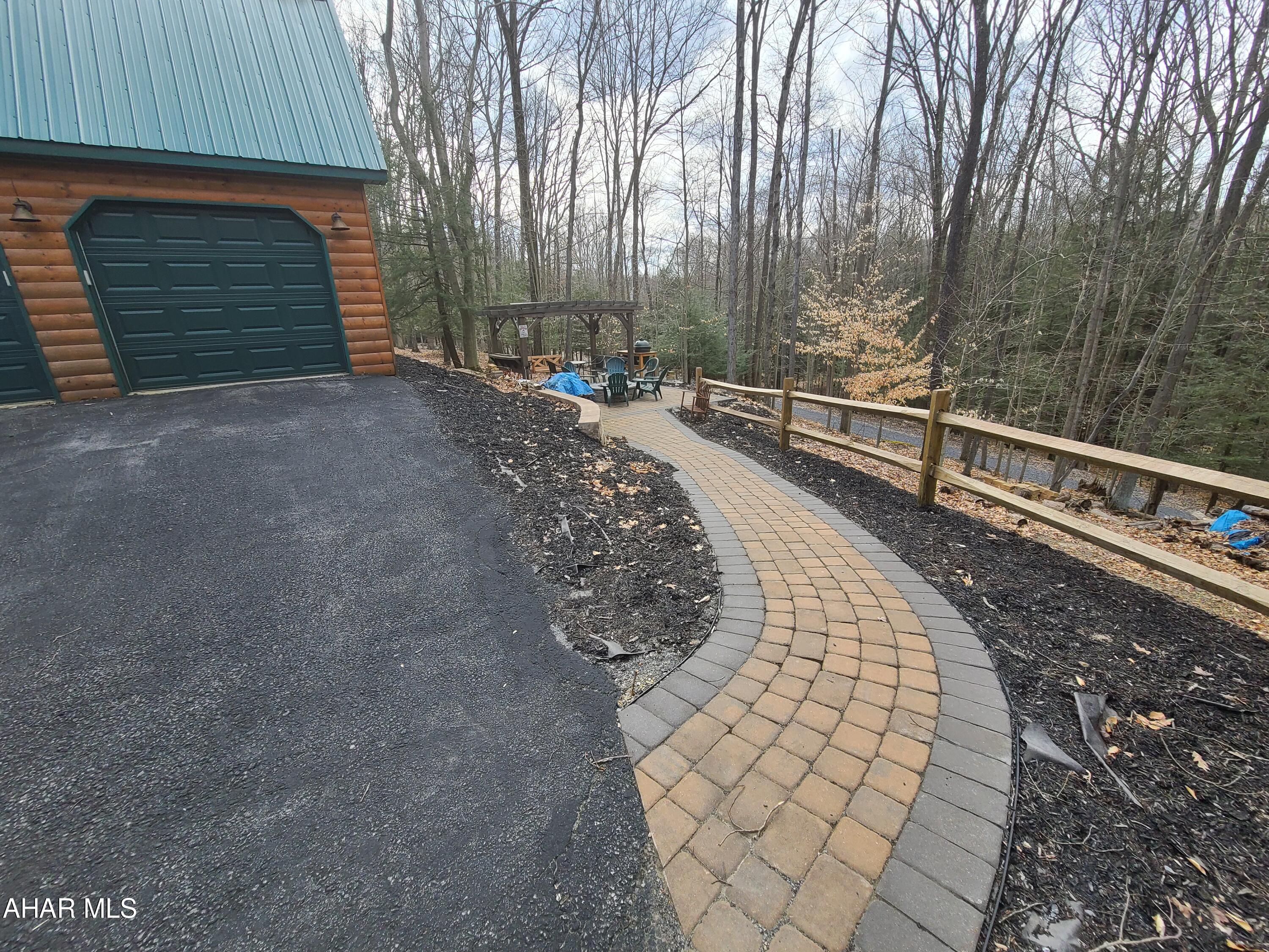 Glendale Yearound - Residential