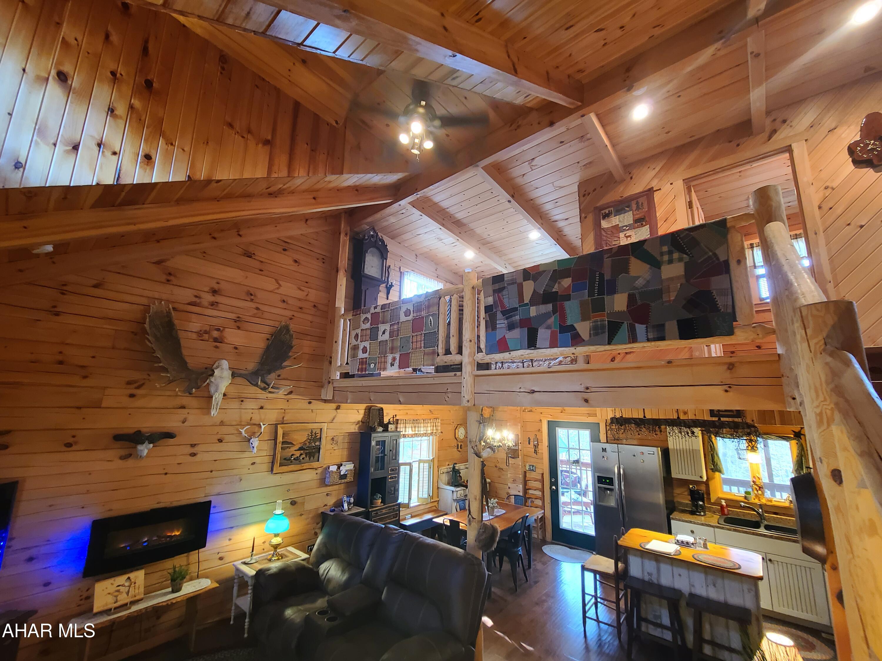 Glendale Yearound - Residential