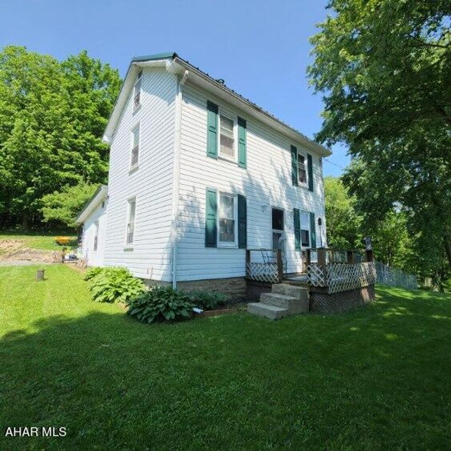Welcome to your personal oasis in the country, This charming home with a newer metal roof and patio is calling your name to live in peace on an acre of ground on a tranquil piece of heaven.  With so many possibilities and charm, the sky is the limit on this one. Call me for your tour!!