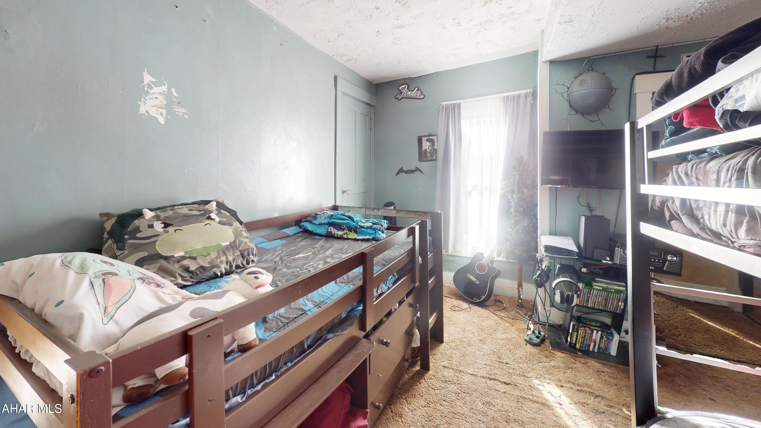 Hollidaysburg - Residential Income