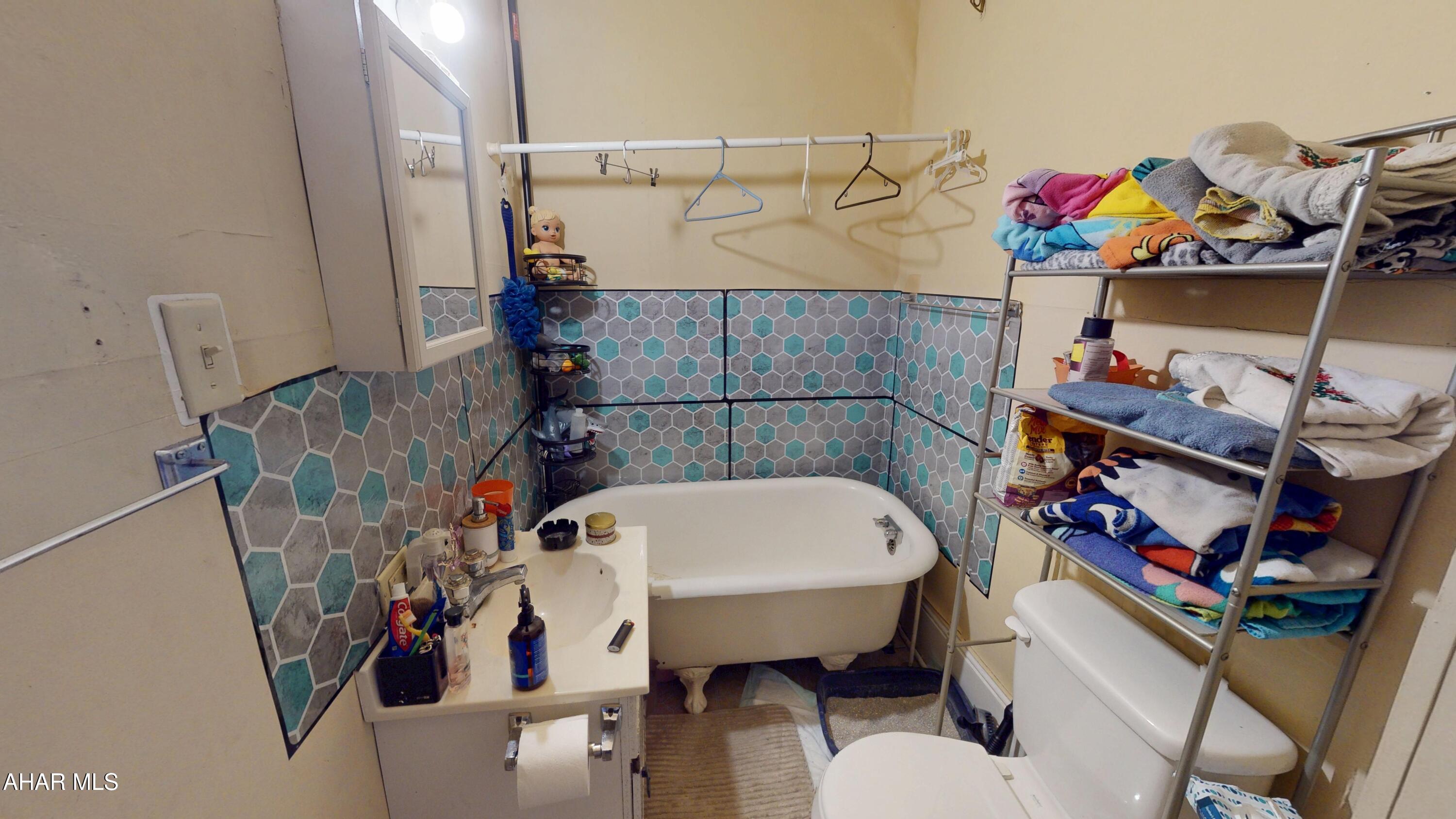 Hollidaysburg - Residential Income