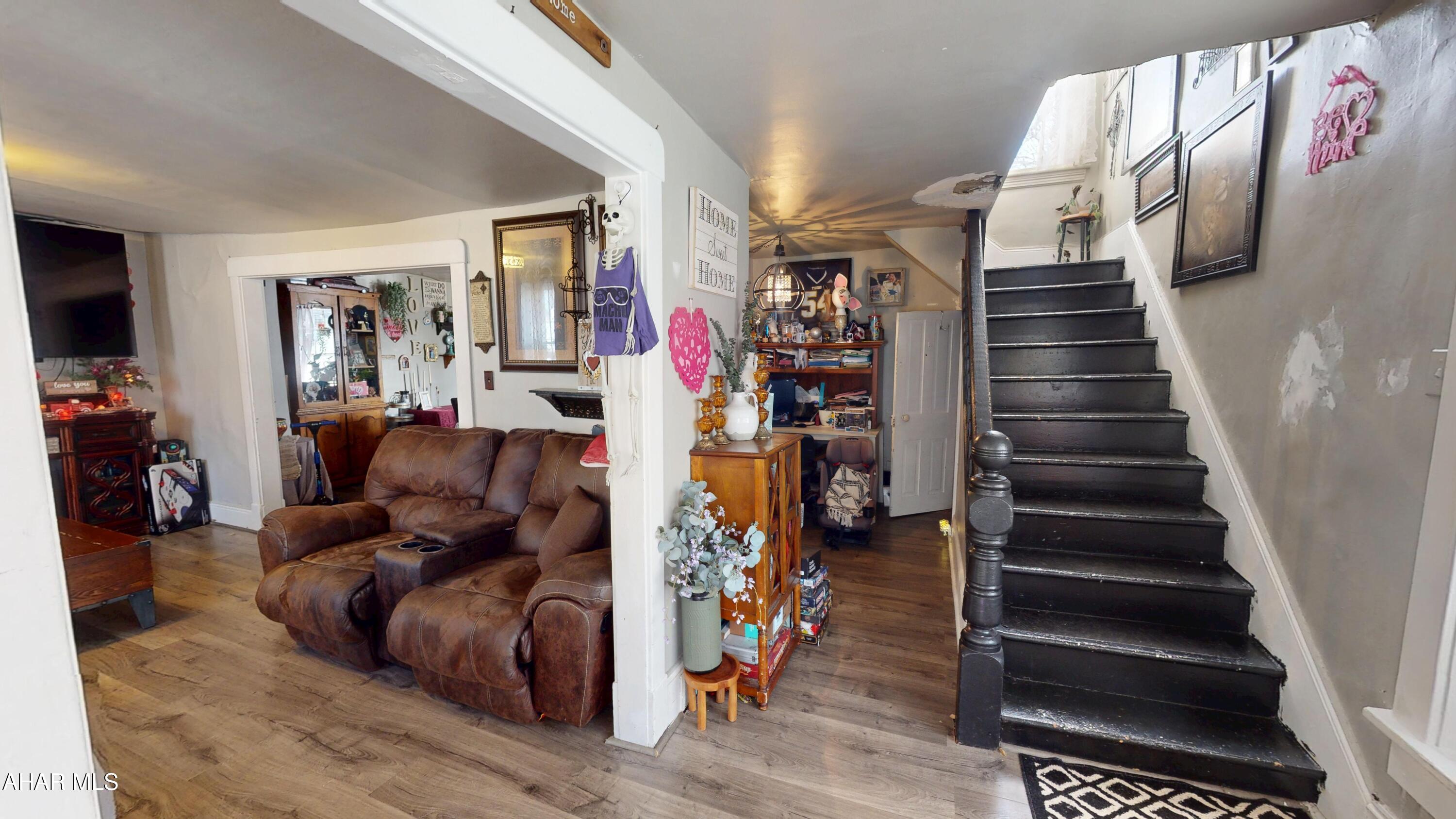 Hollidaysburg - Residential Income