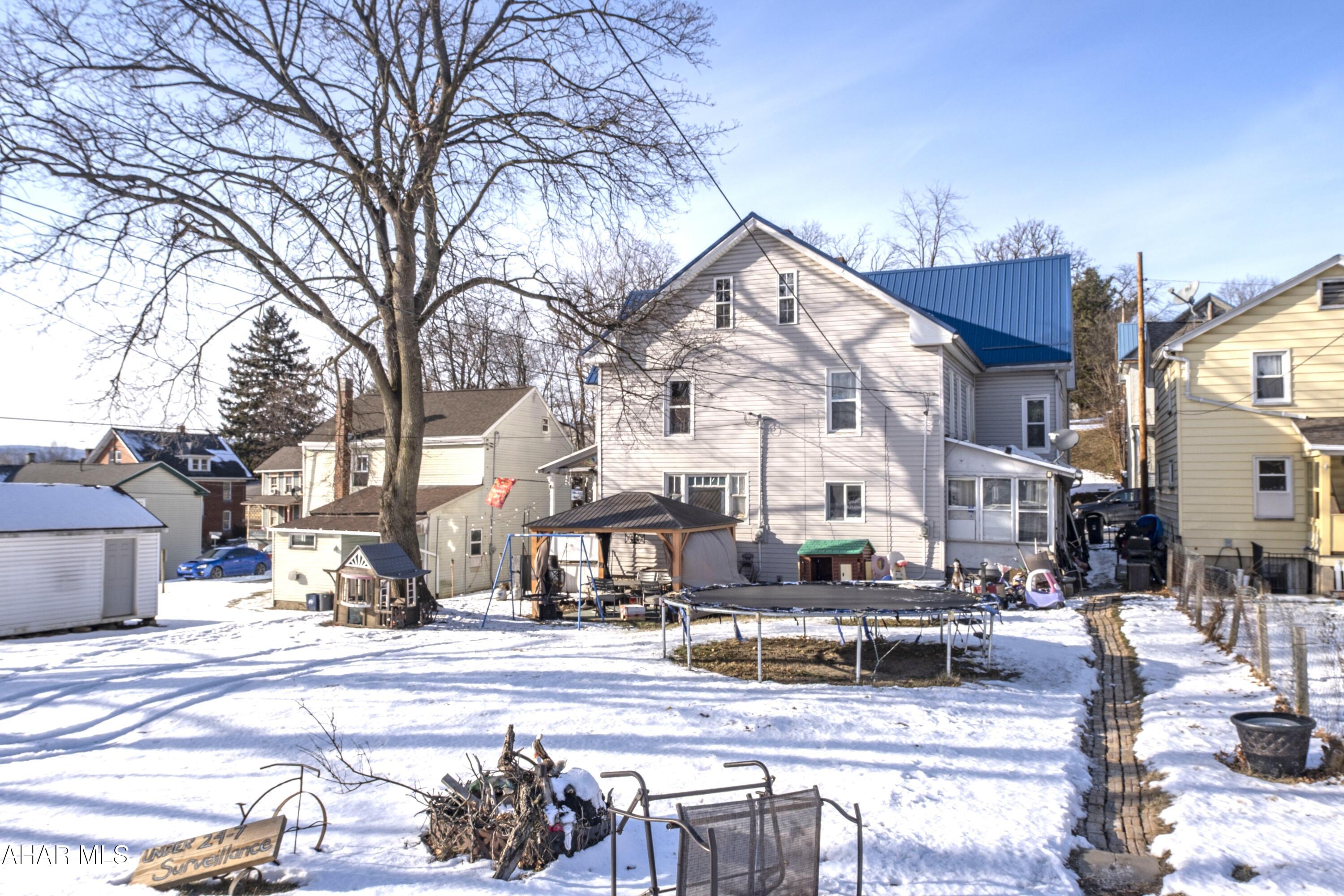 Hollidaysburg - Residential Income