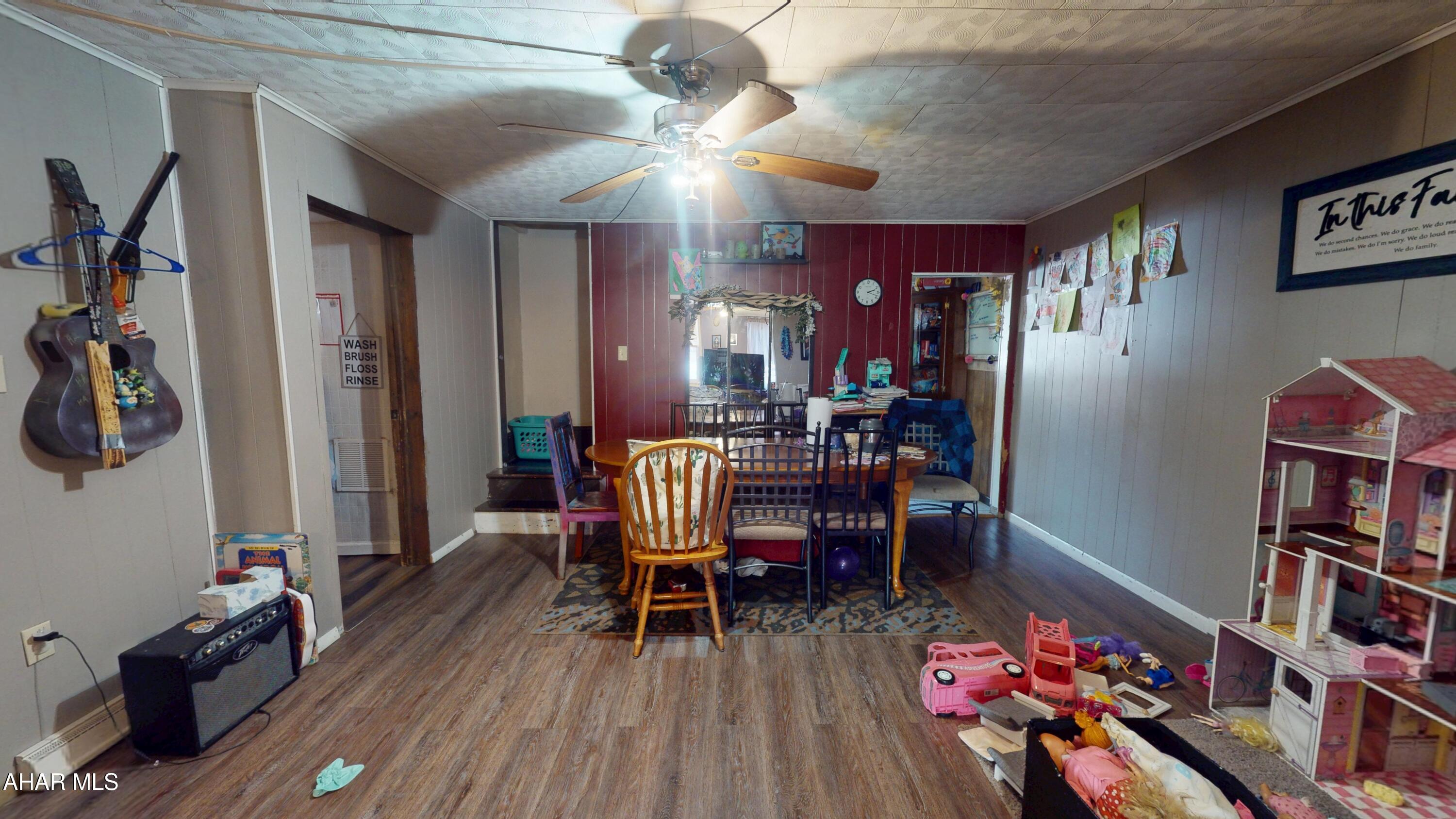 Hollidaysburg - Residential Income