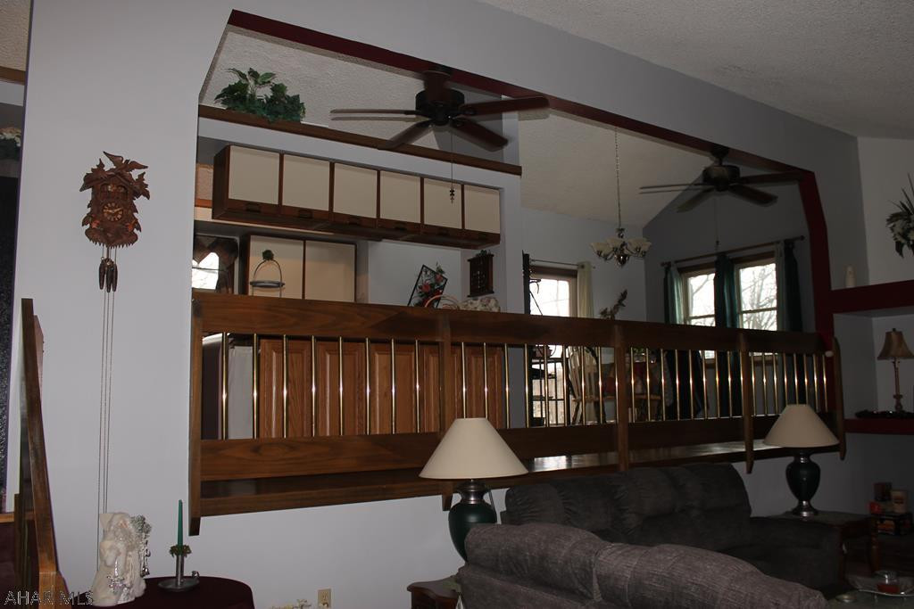 Rolling Hills - Residential