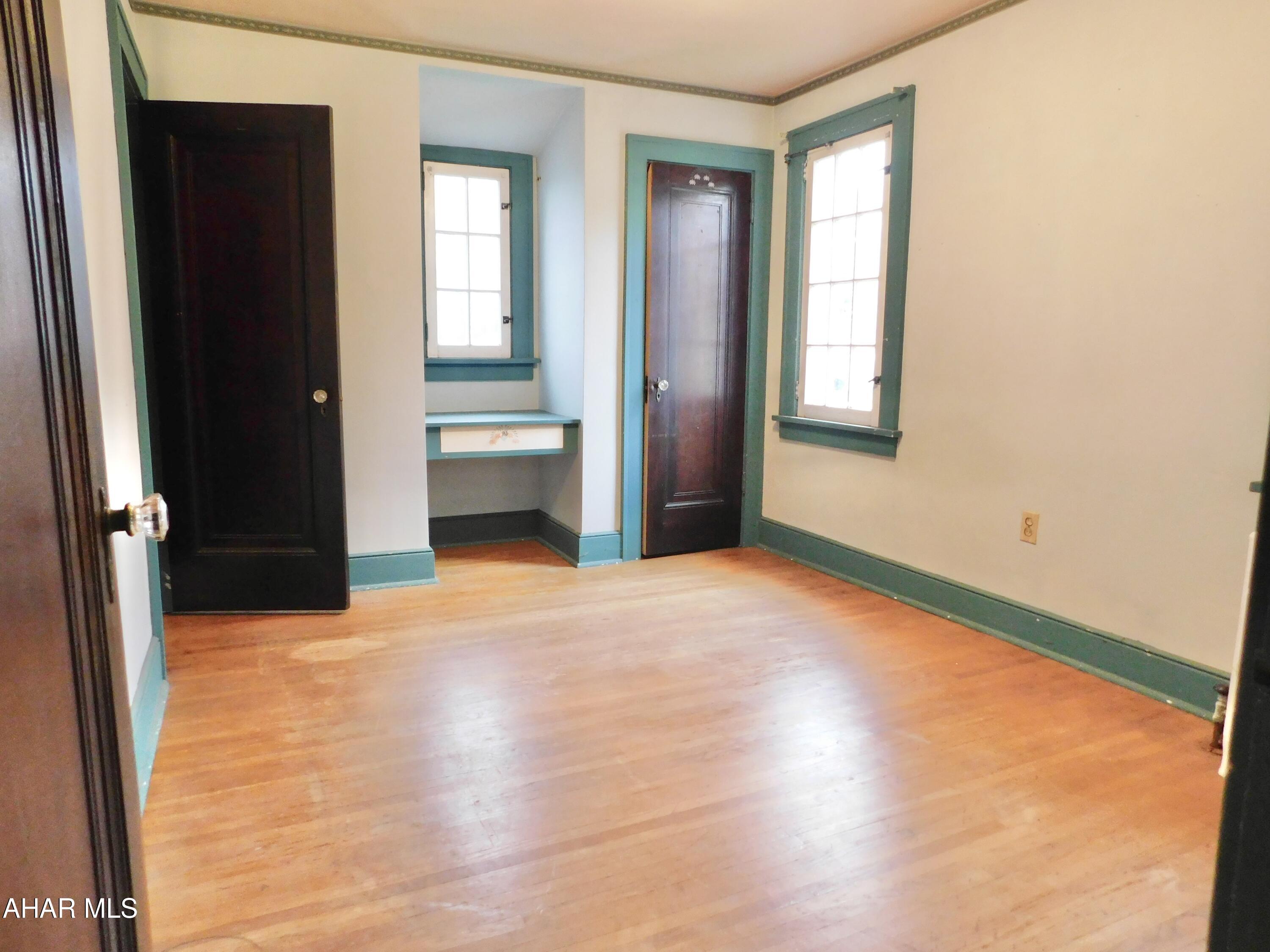 Calvert Hills - Residential