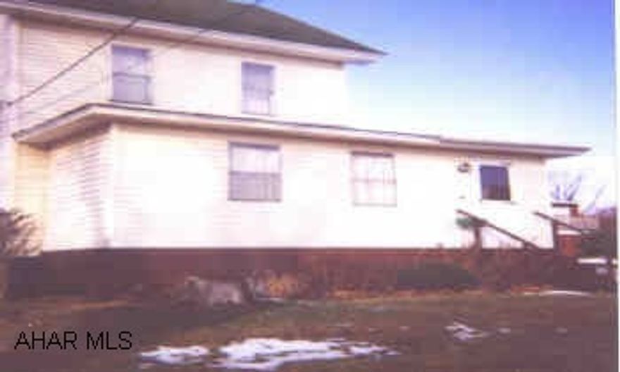 Nice starter on nice lot, Large Enclosed Front Porch Carport, Full Basement.