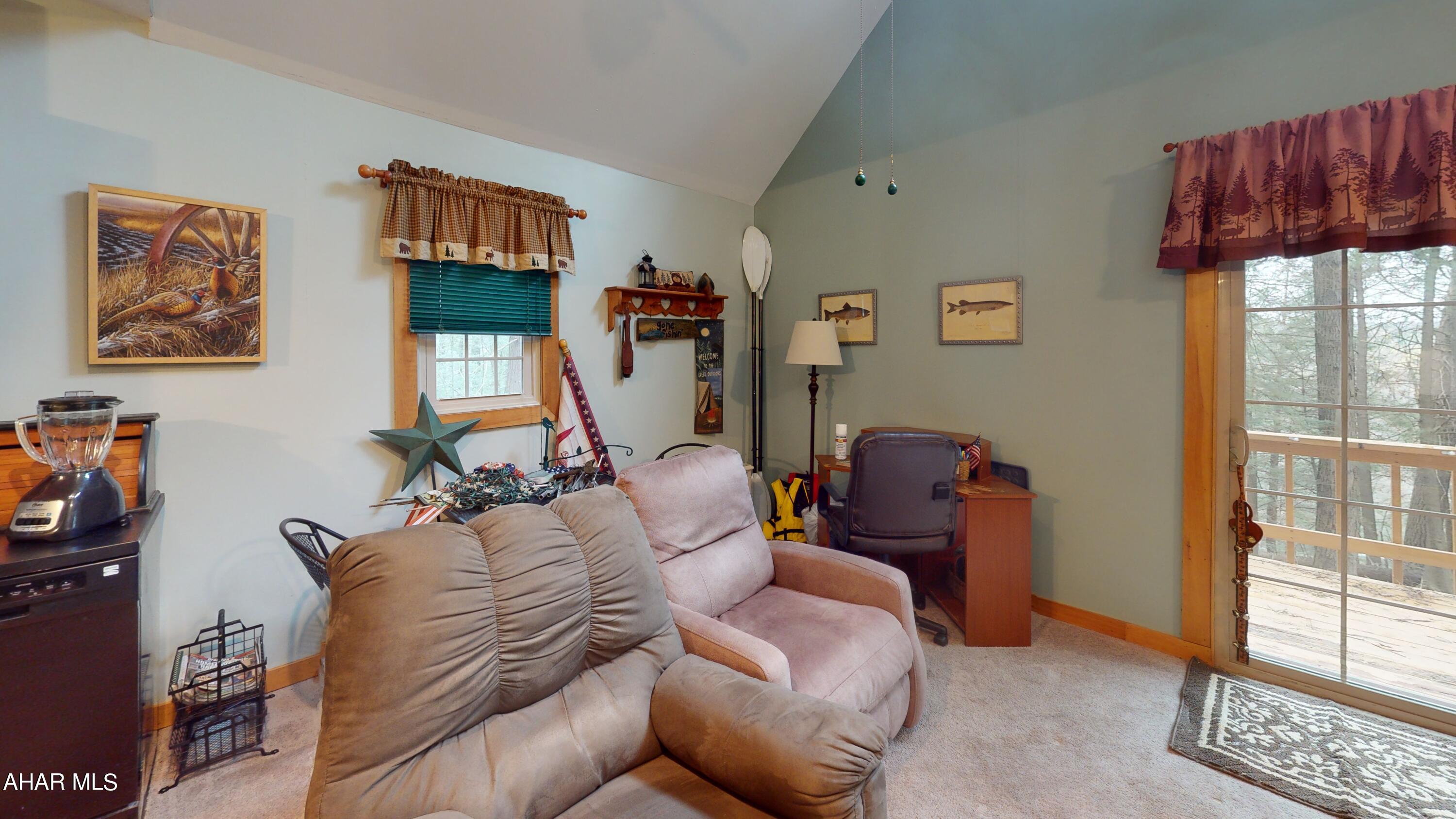 Glendale Yearound - Residential