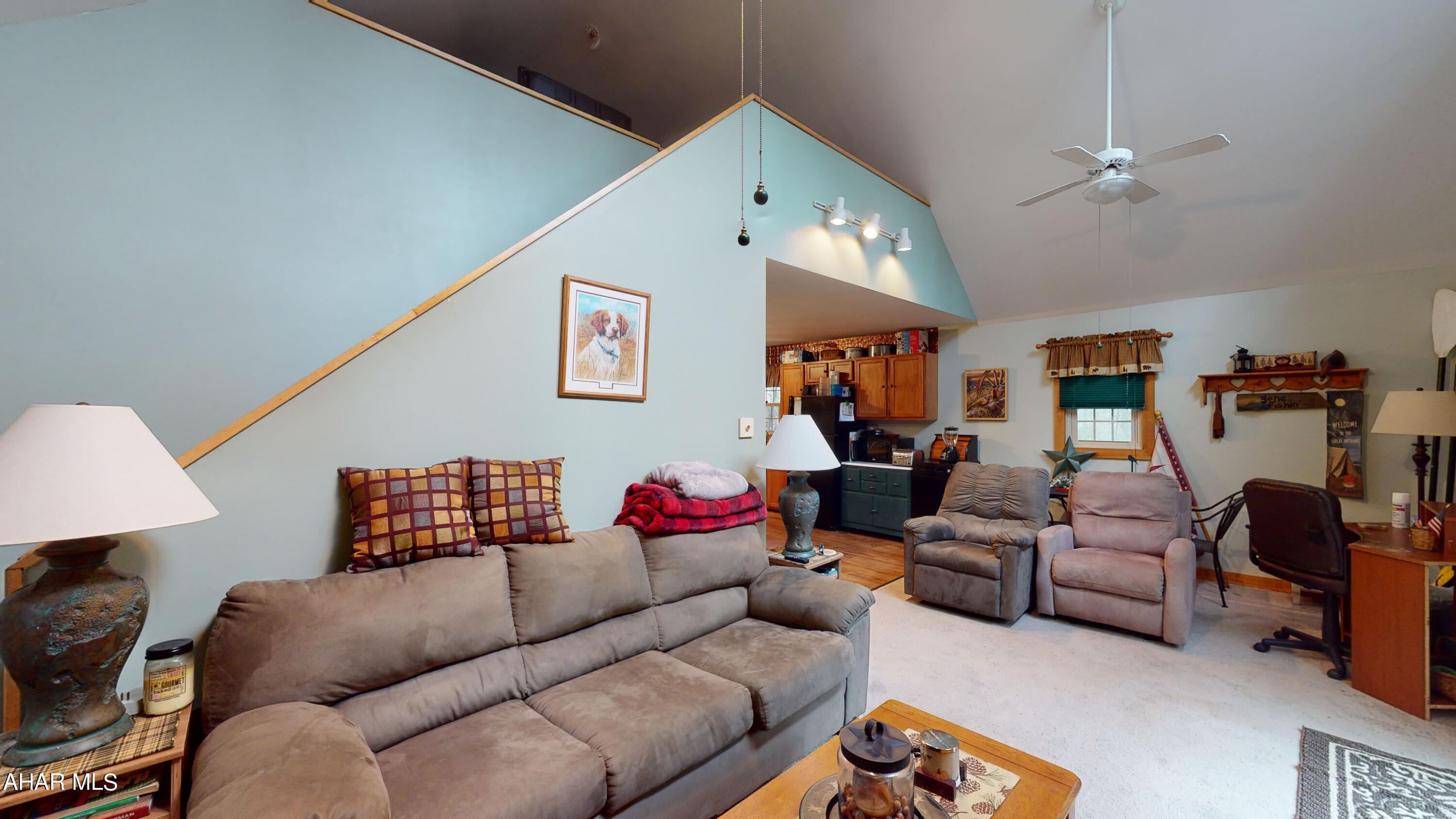 Glendale Yearound - Residential