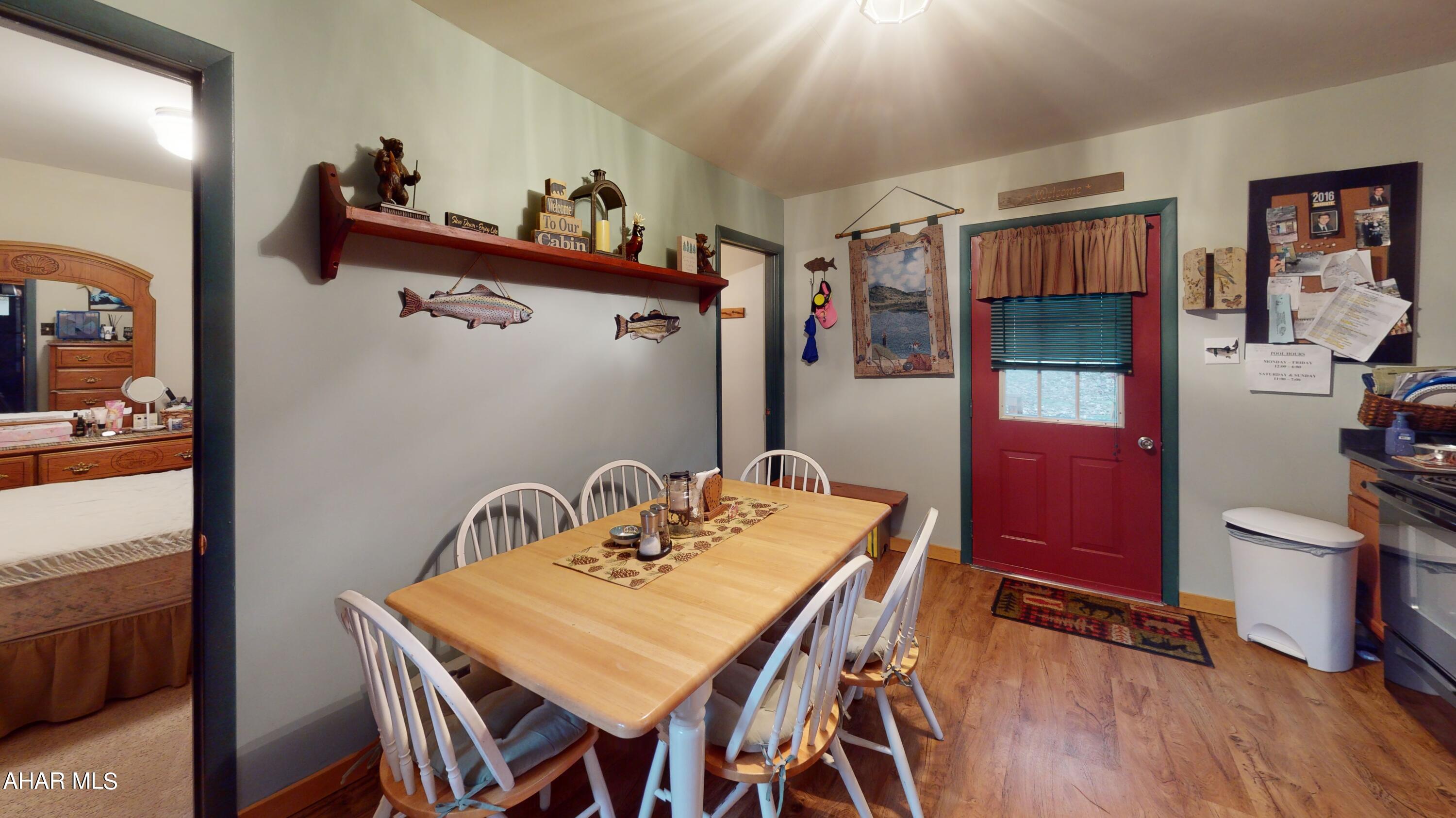 Glendale Yearound - Residential