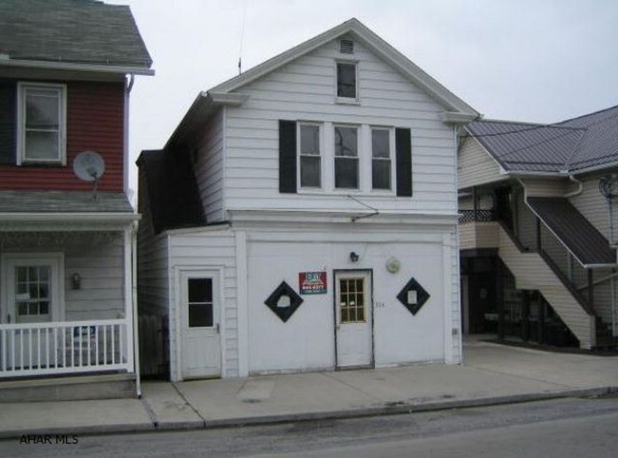 Williamsburg 2 unit building in need of TLC. Needs work throughout. Could possibly be used commercially. Nice back yard, shed and off street parking. Property sold AS-IS. Seller will make no repairs. Buyer pays both transfer taxes. Property is uninsurable - cost TBD. Equal Housing Opportunity.