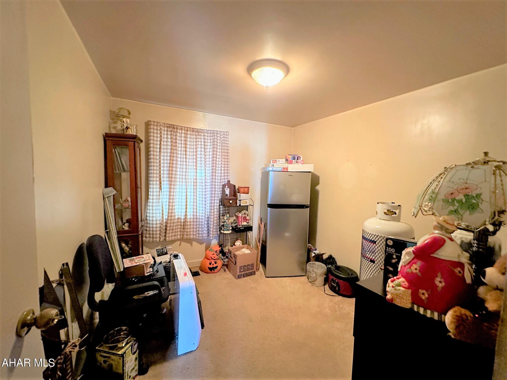 Lakewood Manor - Residential