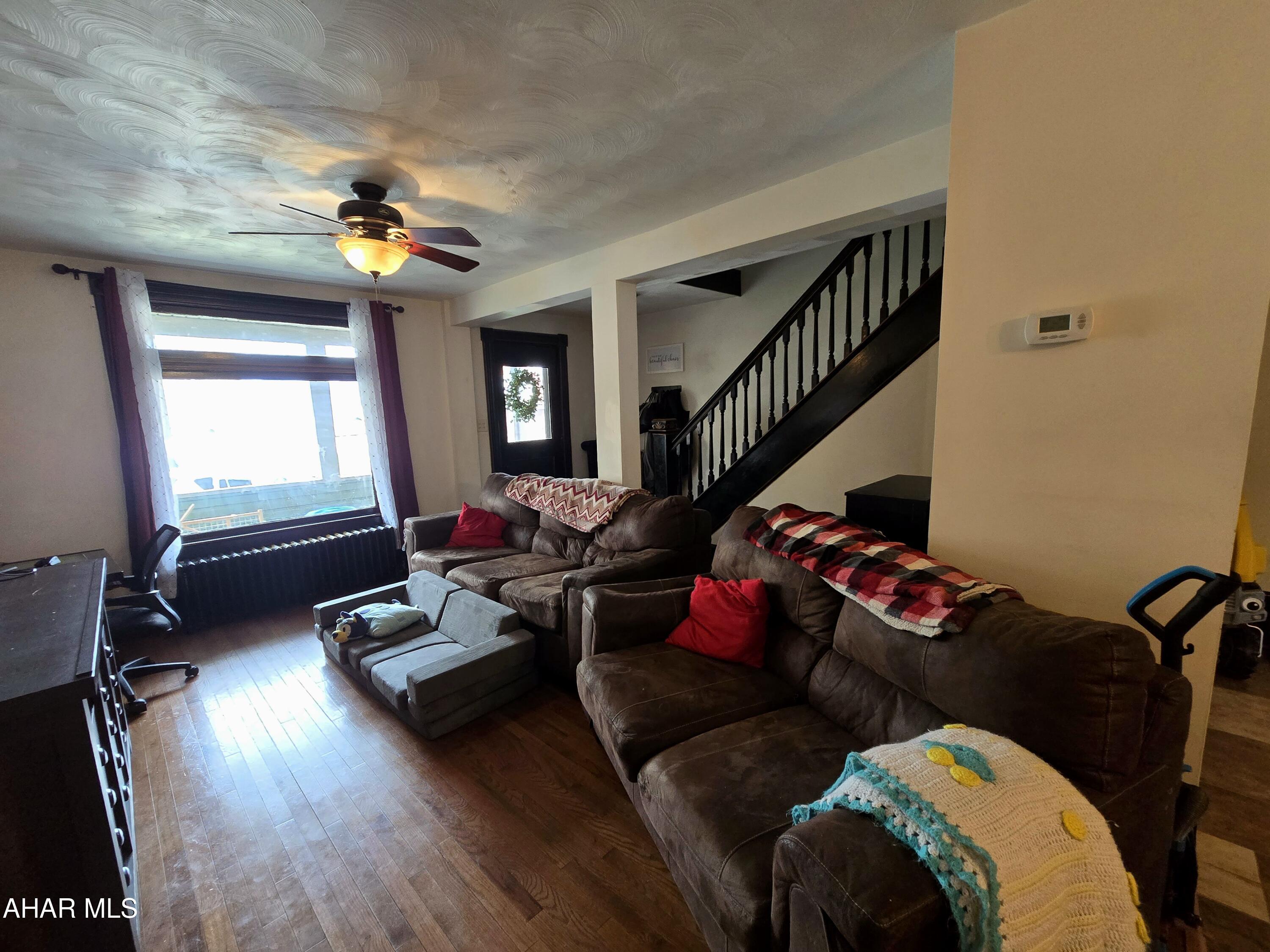 Juniata - Residential