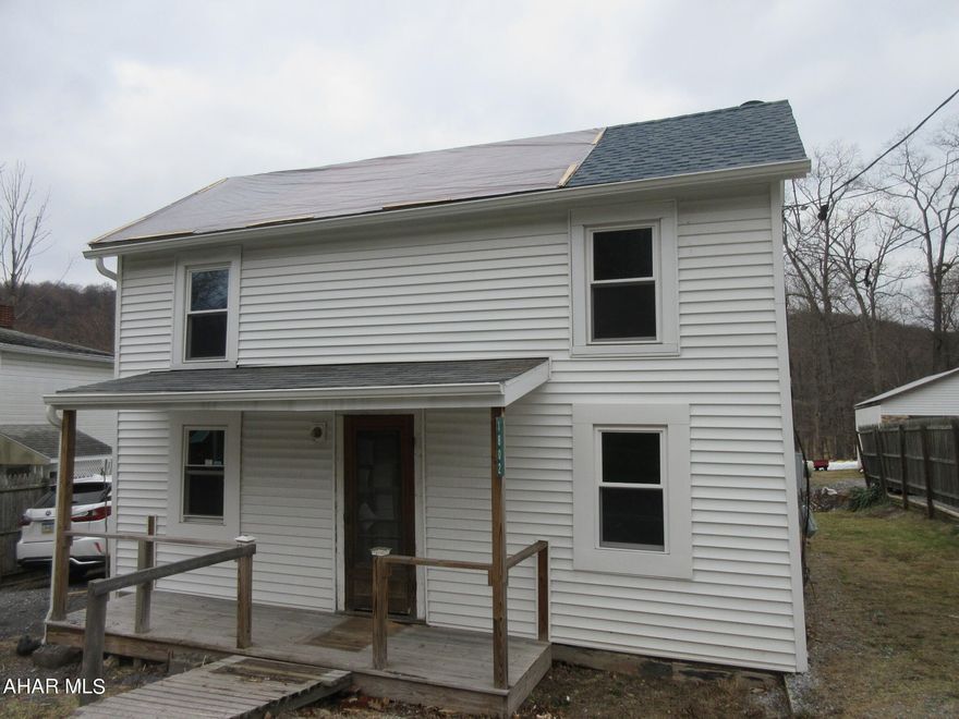 Six Mile Run area 2 story vinyl home. Large formal living room, eat-in kitchen and  newer 1st floor bath. 3 bedrooms upstairs with 2 bedrooms being captive. Off street parking, front covered porch, nice rear yard.  Needs some TLC and finish work, but perfect for investors or handy persons. AS-IS sale. Seller will make no repairs.  BUYER PAYS BOTH TRANSFER TAXES AND DEED PREP.