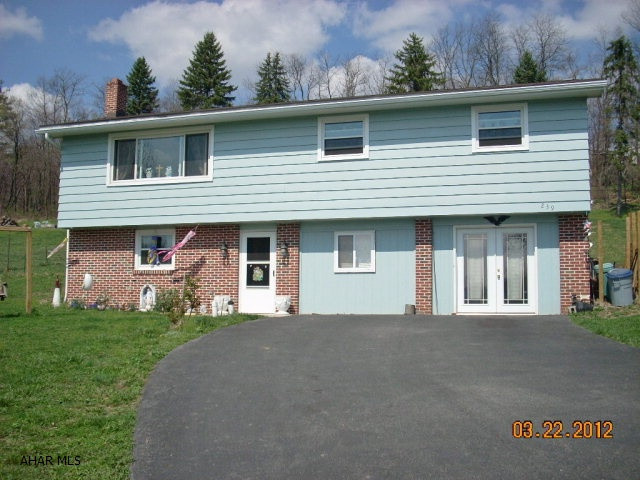 Maple Hollow - Residential