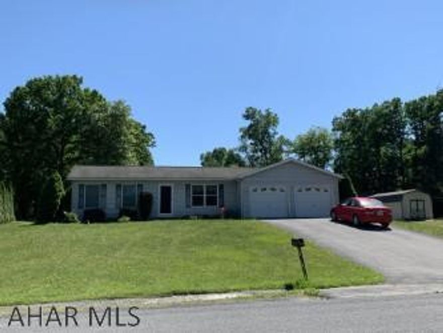 Nice little ranch in desirable Lakewood development.  Located on the quiet back street, this little charmer offers one floor living with 2 bedrooms, newly updated bathroom with skylight, main floor laundry with loads of storage space and 2 car garage.  Covered patio on the back offers a nice quiet place to enjoy morning coffee, read a book or unwind after a long day.