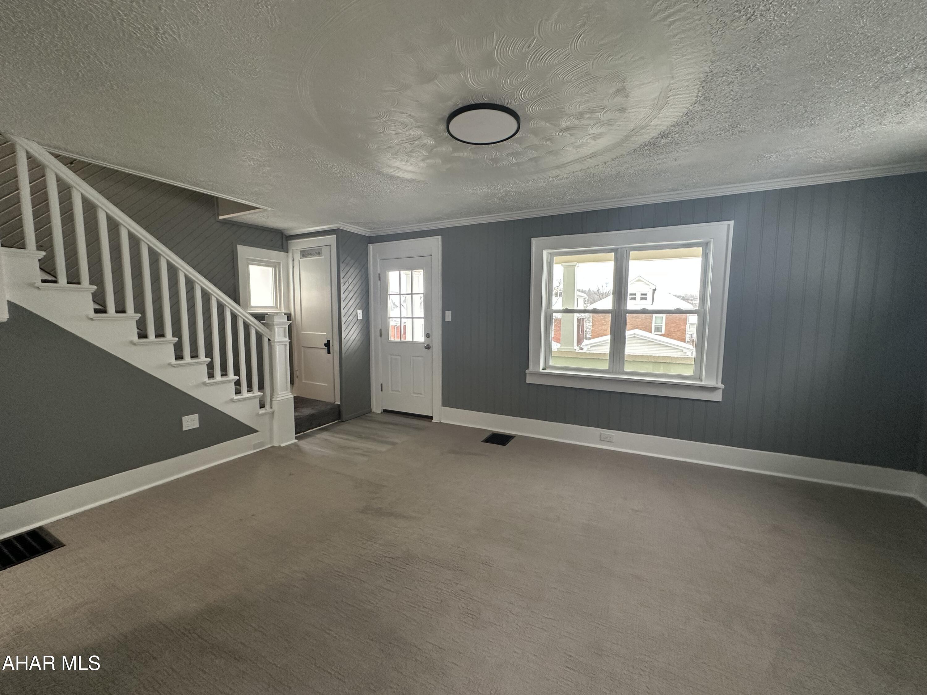 Juniata - Residential