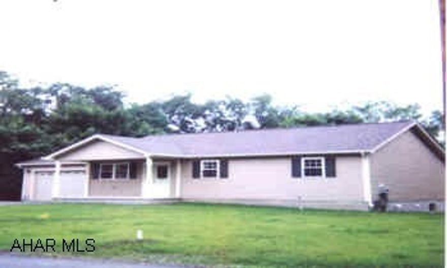 UP TUCKAHOE TO 2ND ST MAKE RIGHT TO LOGAN, MAKE LEFT, PROPERTY ON RIGHT. BEAUTIFUL ONE STORY RANCH ON LARGE LEVEL LOT. NEW CONSTRUCTION.