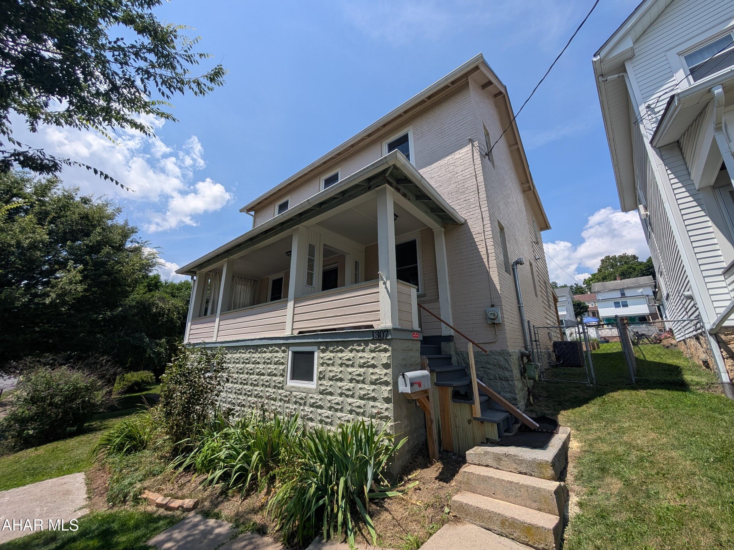 Hollidaysburg - Residential