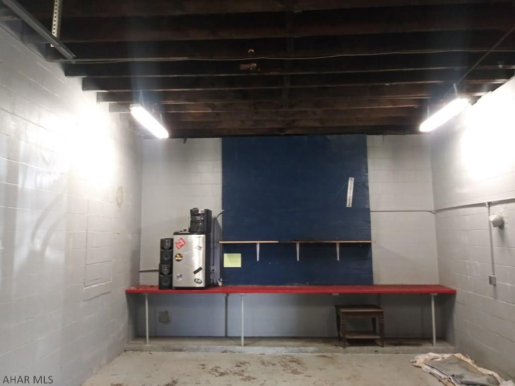 Unknown - Commercial Sale