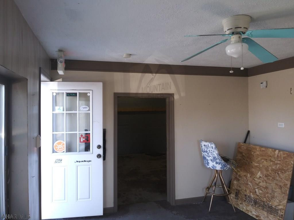 Unknown - Commercial Sale