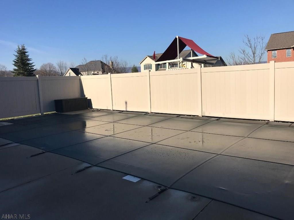 Holliday Heights - Residential