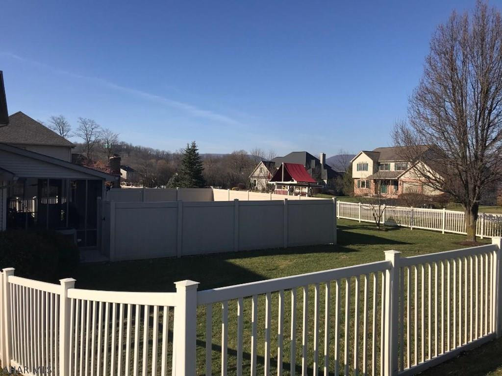 Holliday Heights - Residential