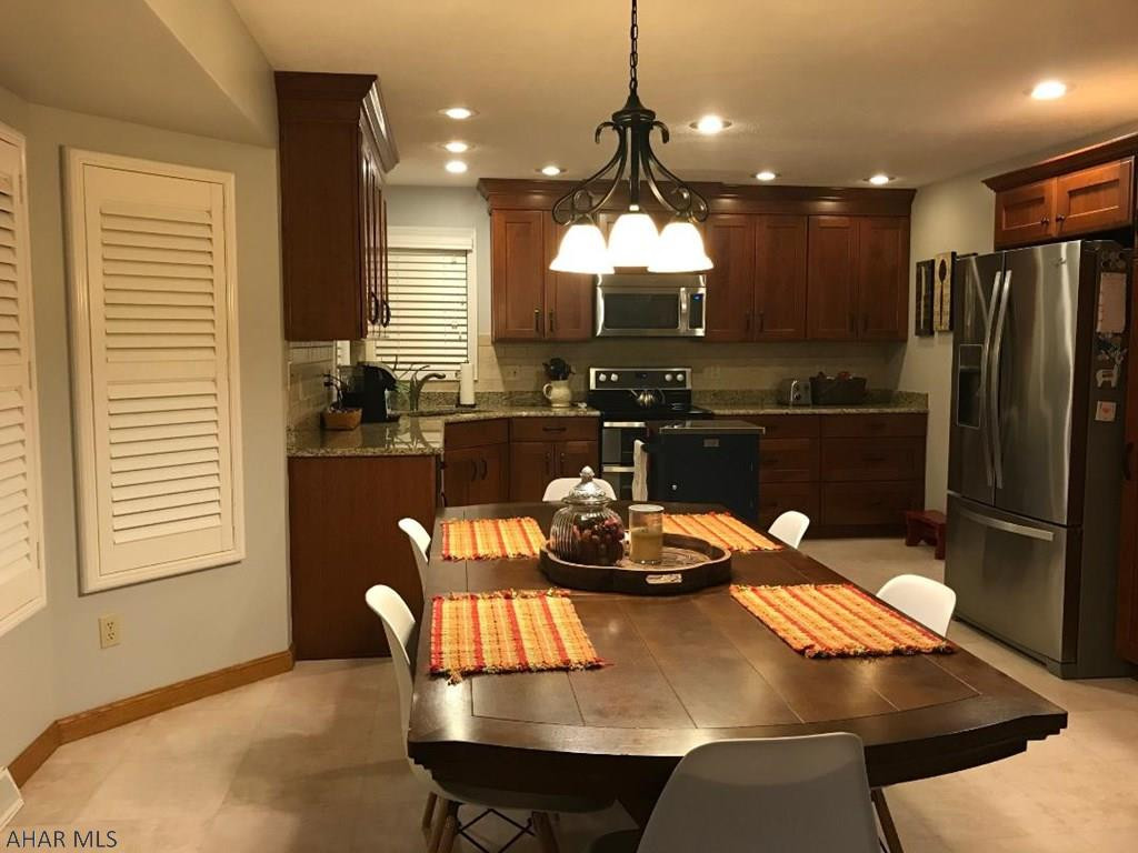 Holliday Heights - Residential