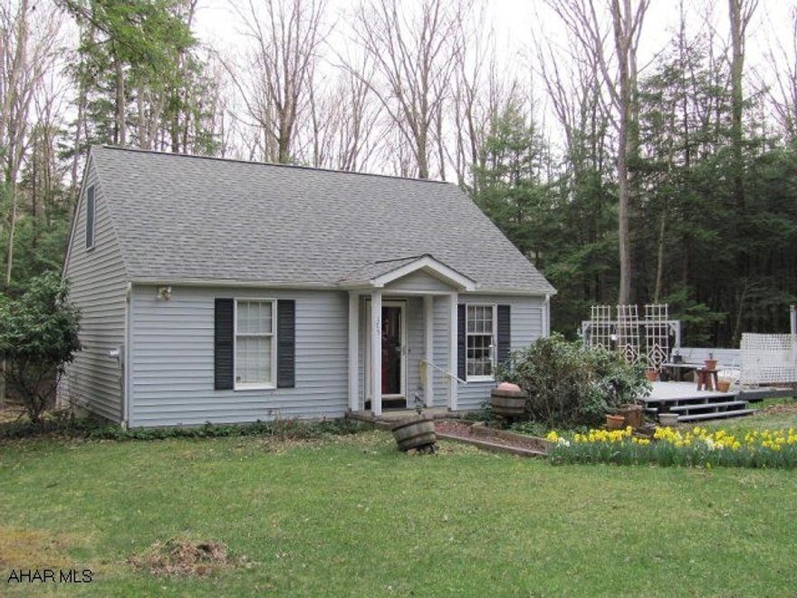 1 1/2 story Amish built home on approx 1/2 acre in Glendale Yearound. Great starter or get-away. First floor living with 2nd  bedroom loft. Seller will give a $500 credit toward new range for full price offer