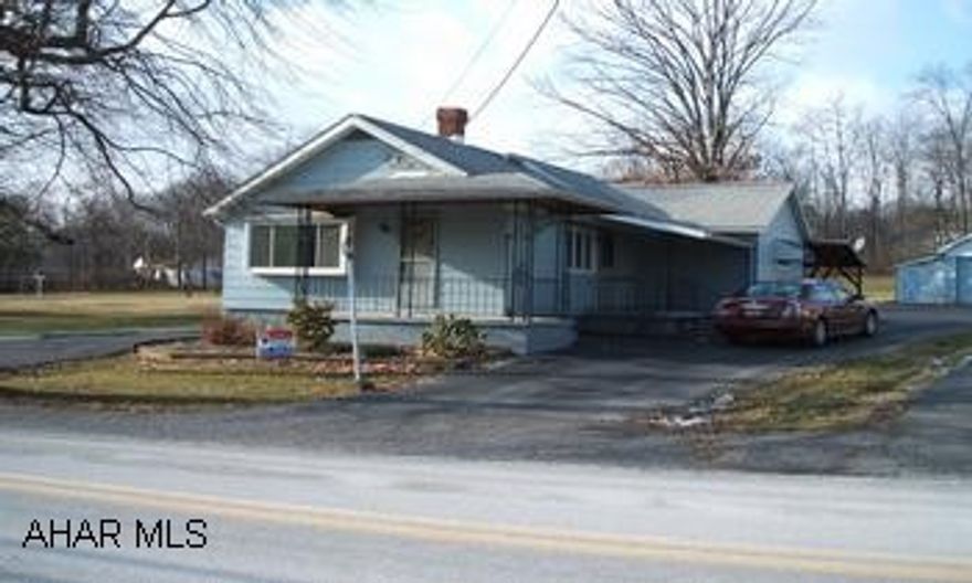 Very nice home in Hollidaysburg.  New roof and windows in 2004.  Walk-up attic.  Full basement with family room.  Large level lot.  Great back patio.  Huge garage with 200 amp service.  Low taxes. Very nice home in Hollidaysburg.  New roof and windows in 2004.  Walk-up attic.  Full basement with family room.  Large level lot.  Great back patio.  Huge garage with 200 amp service.  Low taxes.