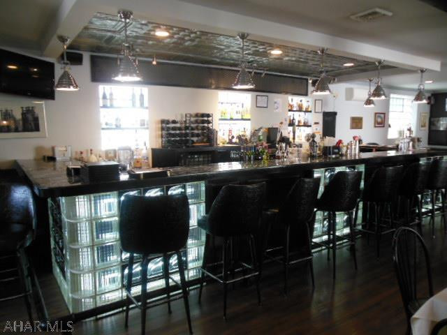 Unknown - Commercial Sale